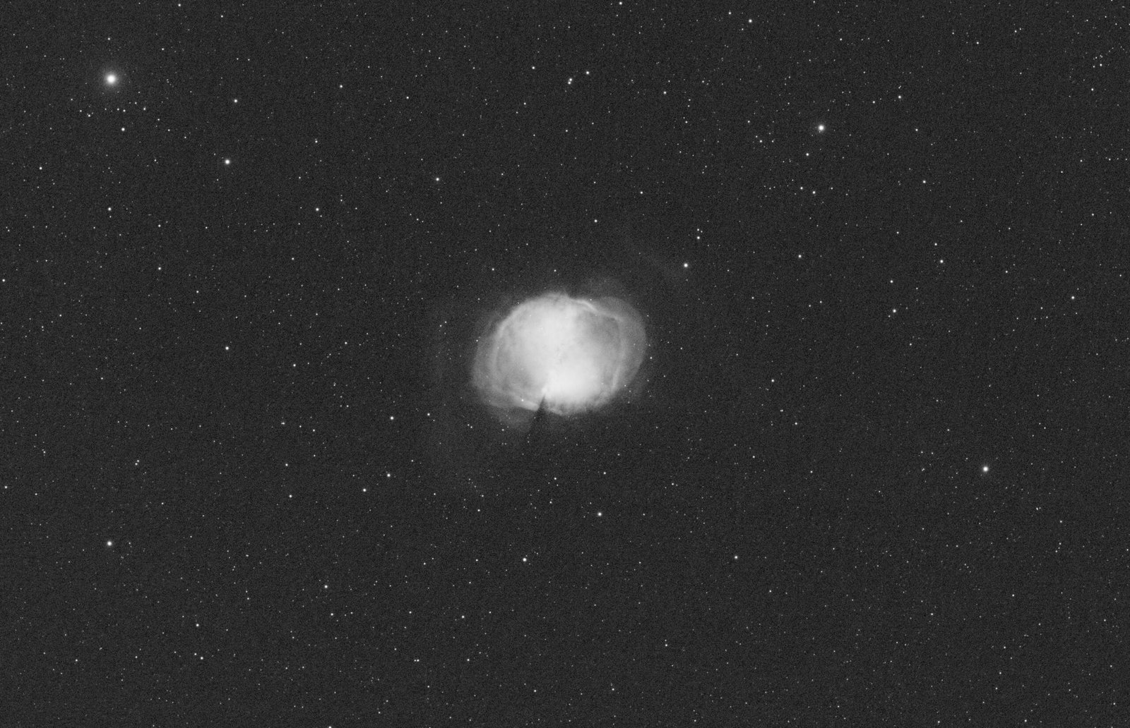 Dumbell Nebula (M27): Master OIII linear stack at 30 seconds, showing a preserved central dumbbell structure but very little trace of the outer halo.