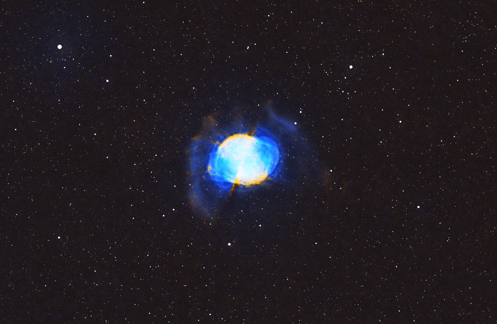 Dumbell Nebula: The Filaments File – An aggressive Histogram Transformation of M27 maximizing the faint outer wings while blowing out the core.